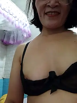 Thaohoa love online show from 09/27/25, 05:12