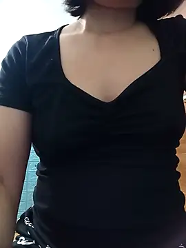 Thaohoa love online show from 10/20/25, 06:08