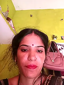 Riya jaan12 online show from 10/08/25, 03:15