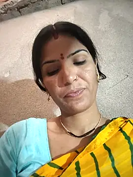 Snapshot of Riya_jaan12 chatting on 03/27/26, 08:26 Riya jaan12 online show from 03/27/26, 08:26