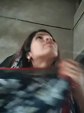 Riya jaan12 online show from 06/01/26, 04:03