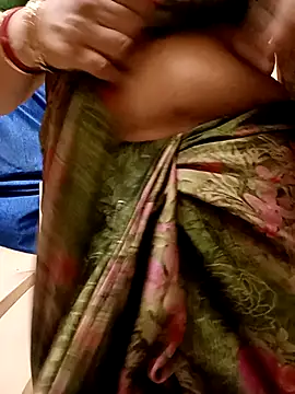 Snapshot of sushma26 chatting on 05/18/26, 06:47 sushma26 online show from 05/18/26, 06:47