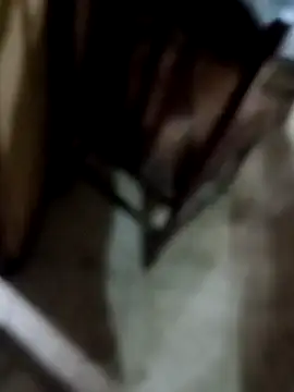 QJHoElyking online show from 10/27/25, 02:48