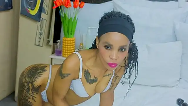 CaramelNatashaxx online show from 10/21/25, 07:20