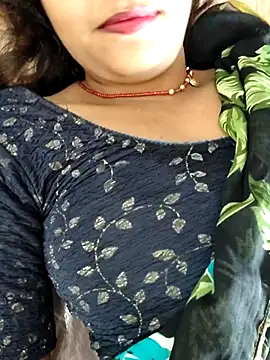 AnanyaKapoor89 online show from 09/21/25, 06:15