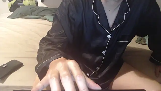 idiotpig66 online show from 03/14/25, 04:30