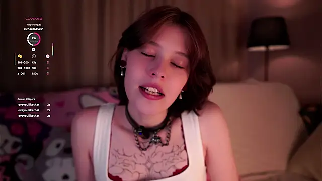 LurleneRamo online show from 10/04/25, 01:14