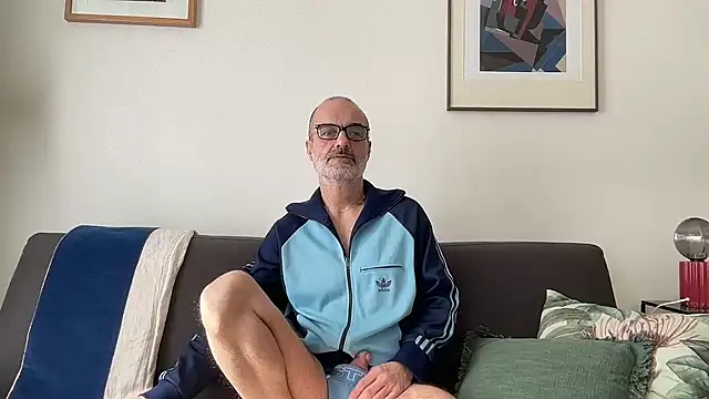 Milkywaymen online show from 03/28/26, 12:27