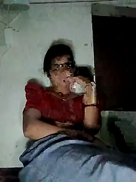 Snapshot of Rachna_Love chatting on 11/04/25, 02:38 Rachna Love online show from 11/04/25, 02:38