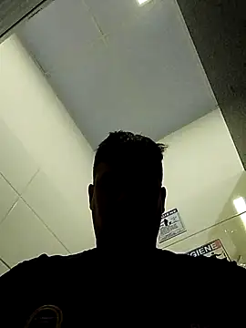 branquinho3 online show from 03/18/26, 01:36