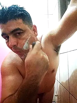 branquinho3 online show from 04/22/26, 02:47