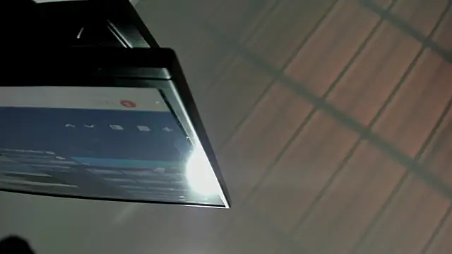 Snapshot of Vickysweeeettt chatting on 09/26/25, 08:24 Vickysweeeettt online show from 09/26/25, 08:24