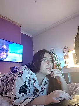 Snapshot of SerenaVice chatting on 12/15/25, 05:39 SerenaVice online show from 12/15/25, 05:39