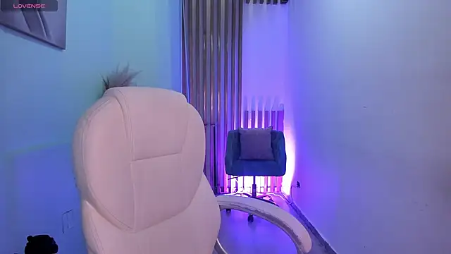 PauliinaBelle  online show from 01/17/26, 01:27