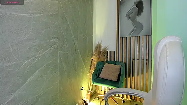 PauliinaBelle  online show from 04/04/26, 01:08