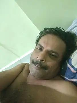 Snapshot of vardh033 chatting on 09/25/25, 05:38 vardh033 online show from 09/25/25, 05:38