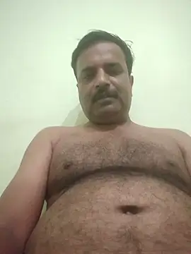 Snapshot of vardh033 chatting on 10/05/25, 09:13 vardh033 online show from 10/05/25, 09:13