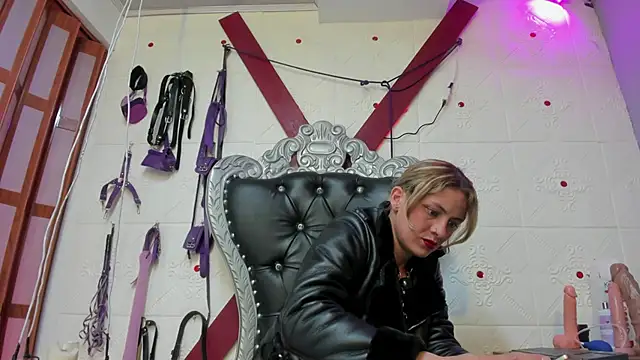 Snapshot of indigo_thc5 chatting on 12/05/25, 04:32 indigo thc5 online show from 12/05/25, 04:32