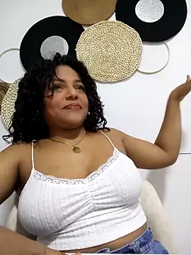 veronica em1 online show from 03/18/26, 01:25