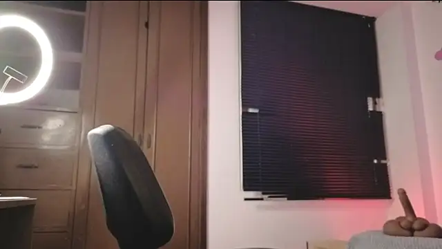 MiaCollinssx online show from 03/06/26, 12:45