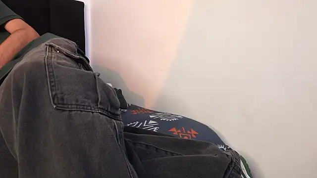 alexmark  online show from 01/15/26, 01:05