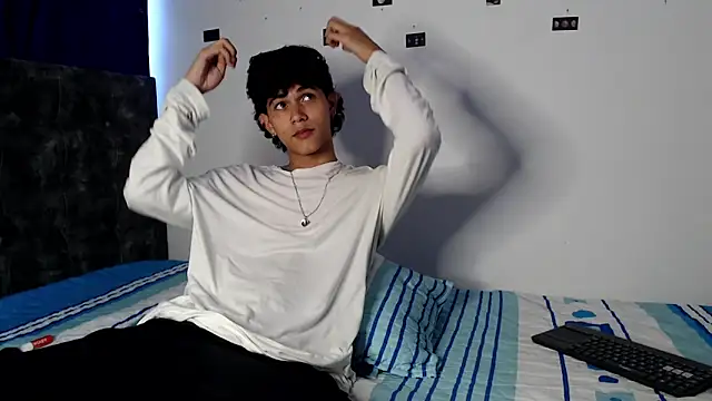 alexmark  online show from 03/30/26, 08:10