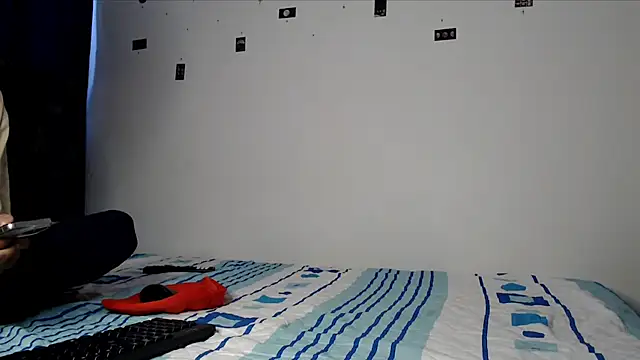 alexmark  online show from 05/25/26, 04:35