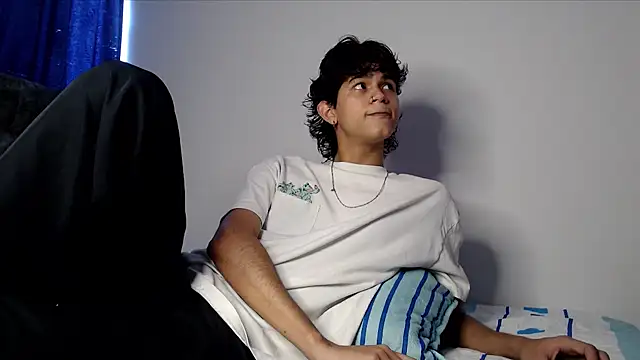 alexmark  online show from 06/09/26, 06:08
