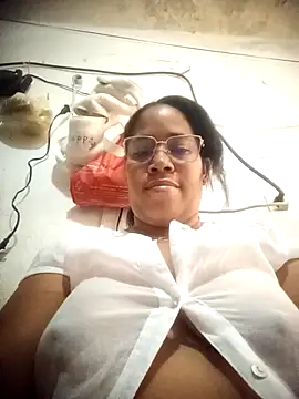 Big ass submissive online show from 12/16/25, 02:22