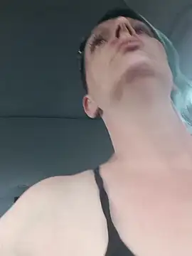 DeziBaby1087 online show from 04/19/26, 11:51