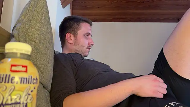 ToyRider69 official online show from 04/17/26, 11:46