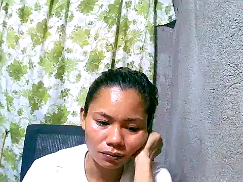 Sweeetgurll online show from 09/17/25, 08:16