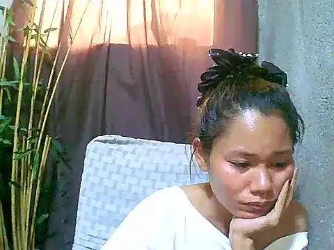 Sweeetgurll online show from 04/18/26, 08:18