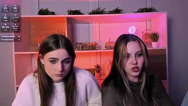 luna tin online show from 10/23/25, 10:08