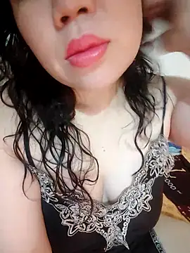 Julyy08 online show from 04/20/26, 03:26