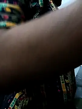 Snapshot of sweet_parul chatting on 11/11/25, 01:22 sweet parul online show from 11/11/25, 01:22