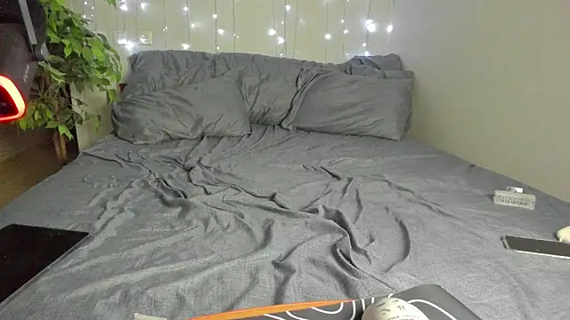 Kelly Gerzikaa online show from 01/18/26, 10:52