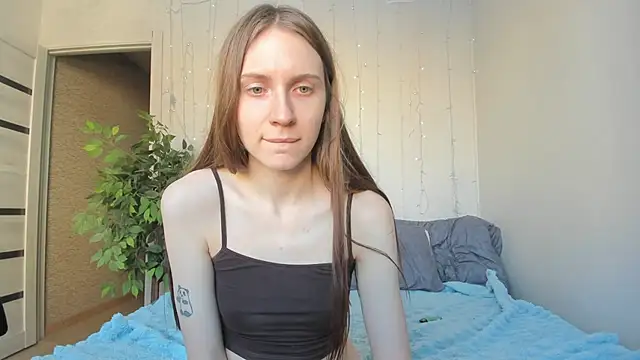 Kelly Gerzikaa online show from 02/26/26, 10:03