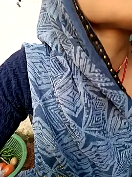 Snapshot of Sapna9685 chatting on 10/11/25, 08:13 Sapna9685 online show from 10/11/25, 08:13