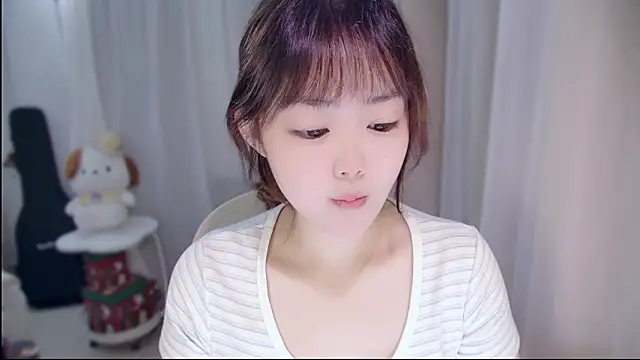 YUANYUAN-A online show from 04/04/26, 12:35