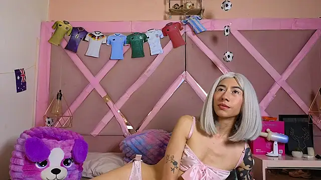 Sophia moo  online show from 07/17/26, 05:14