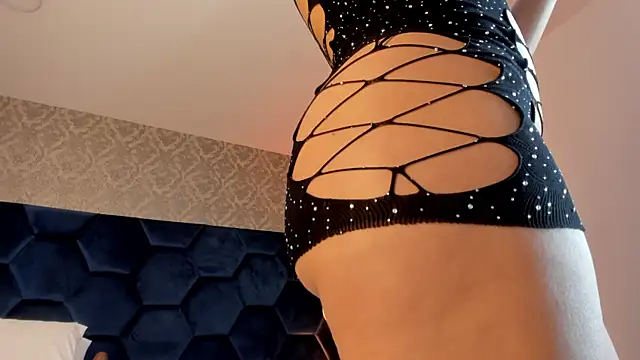 Isabellaa Palacios online show from 11/08/25, 08:51