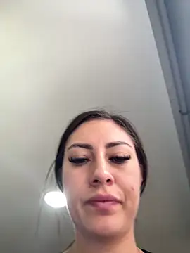 Isabellaa Palacios online show from 04/07/26, 03:23