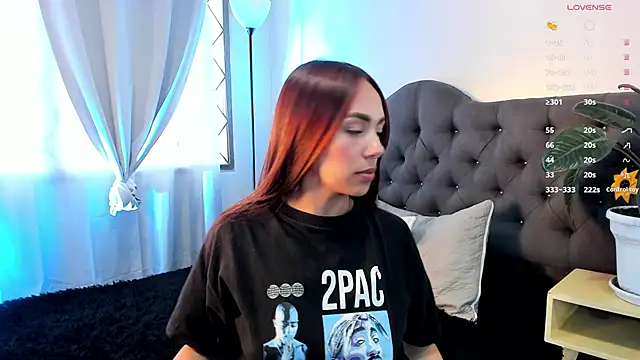 Snapshot of nikolevoshkie_ chatting on 09/10/25, 07:25 nikolevoshkie online show from 09/10/25, 07:25