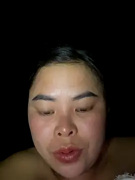 Snapshot of han-cute chatting on 09/19/25, 01:34 han-cute online show from 09/19/25, 01:34