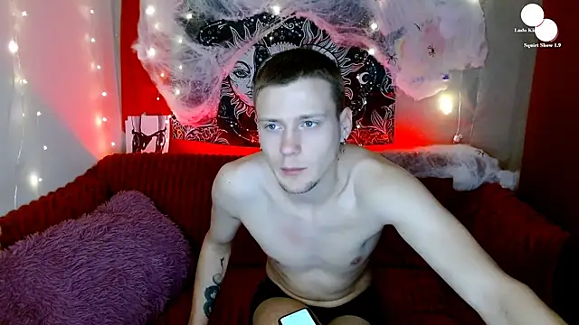 Xavier Night81 online show from 10/31/25, 09:10