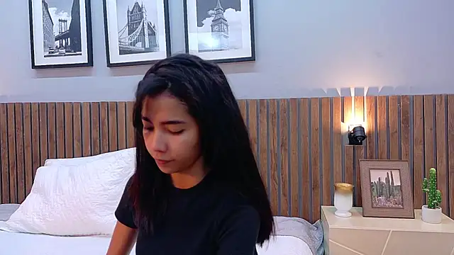 luna roja25 online show from 02/24/26, 12:58