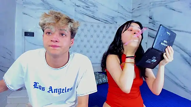 Ari and Storm online show from 09/23/25, 09:07