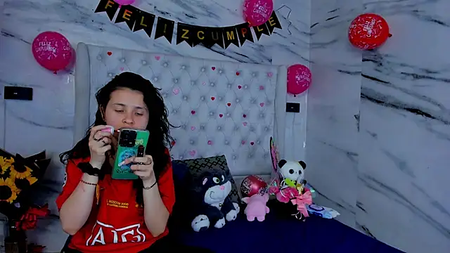 Ari and Storm online show from 02/13/26, 02:18