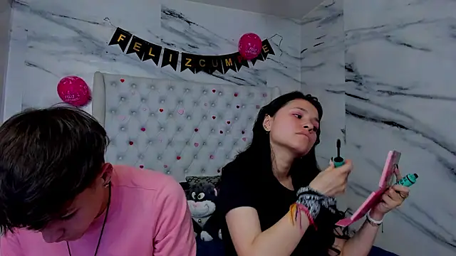 Snapshot of Ari_and_Storm chatting on 03/17/26, 07:06 Ari and Storm online show from 03/17/26, 07:06